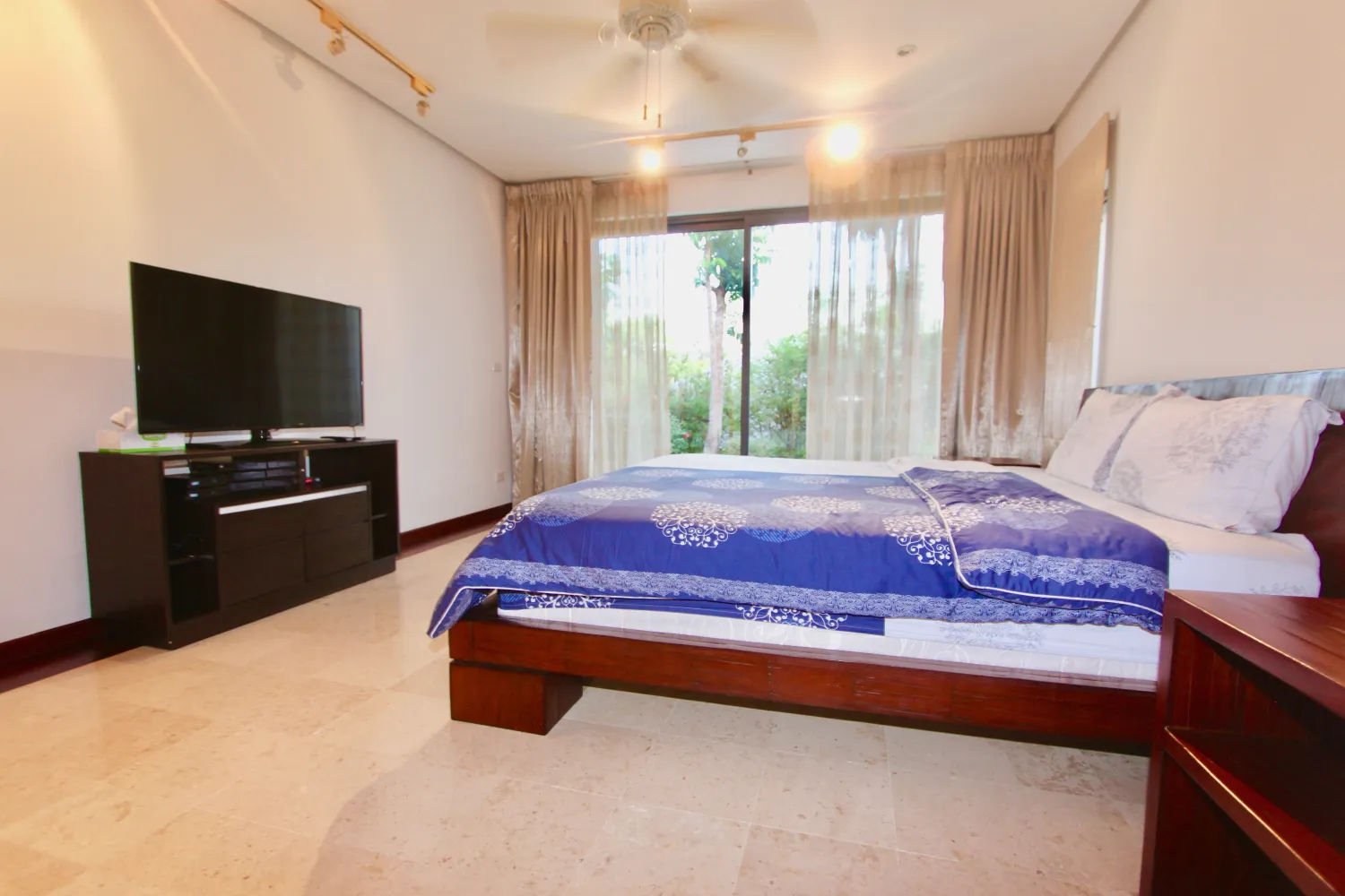 Property image - full photo 50