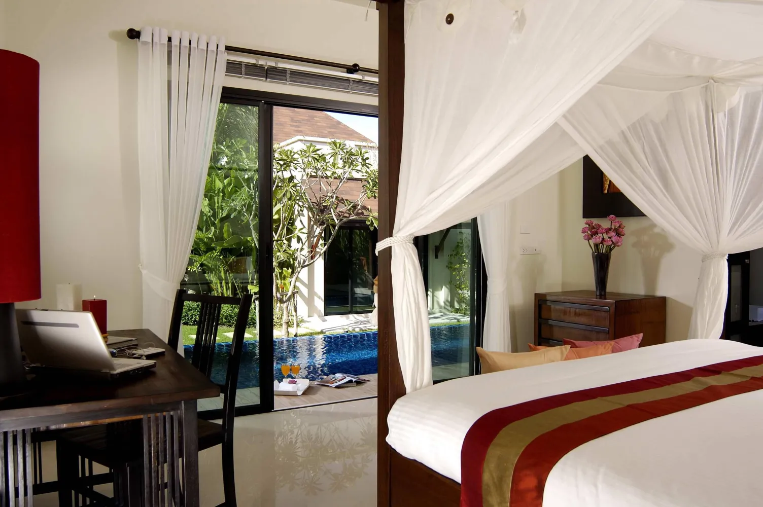 Property image - full photo 8