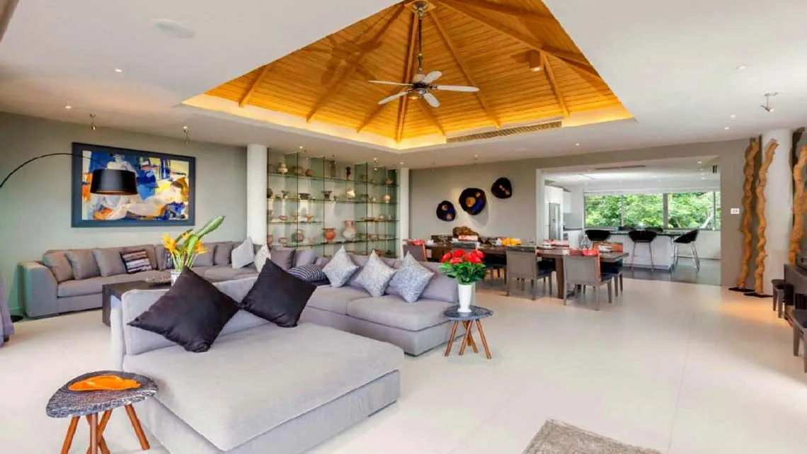 Property image - full photo 3