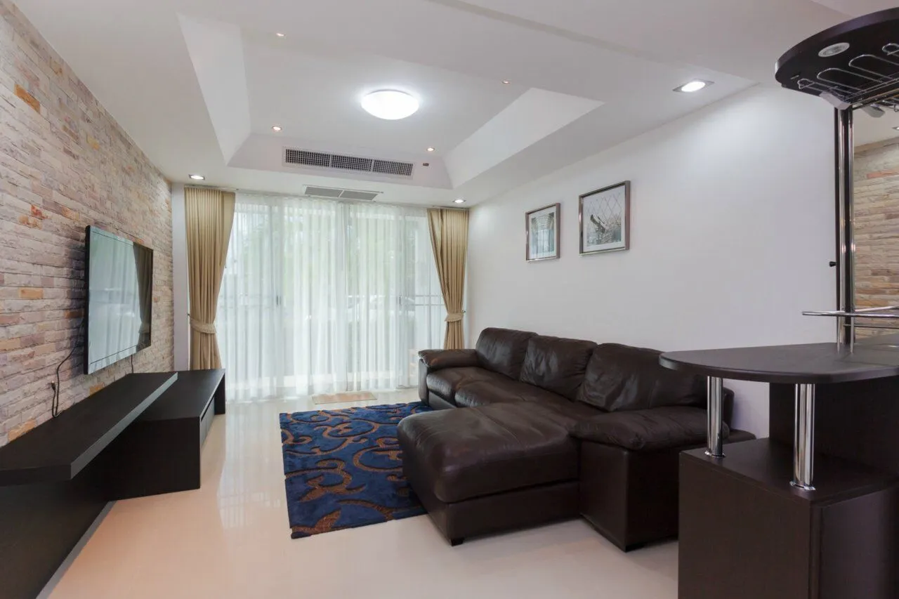 Property image - full photo 17