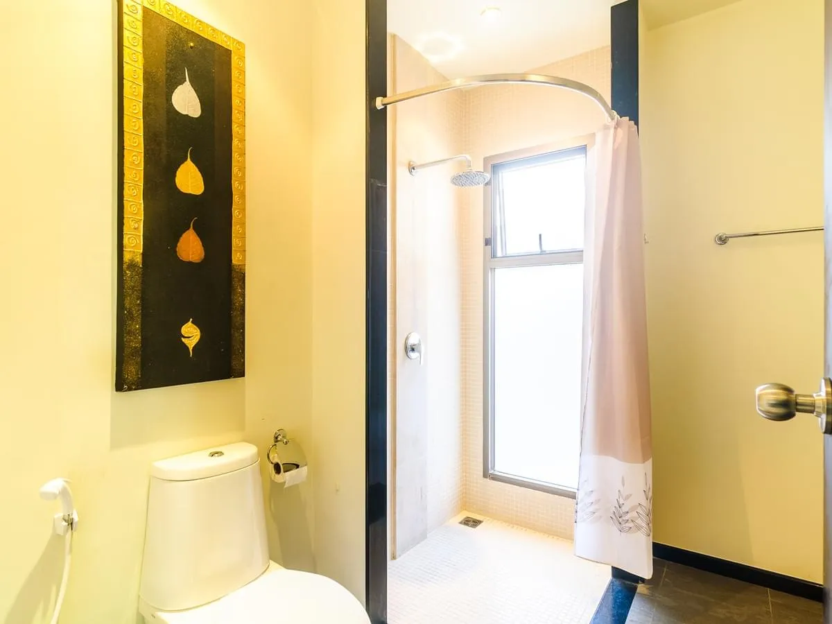 Property image - full photo 34