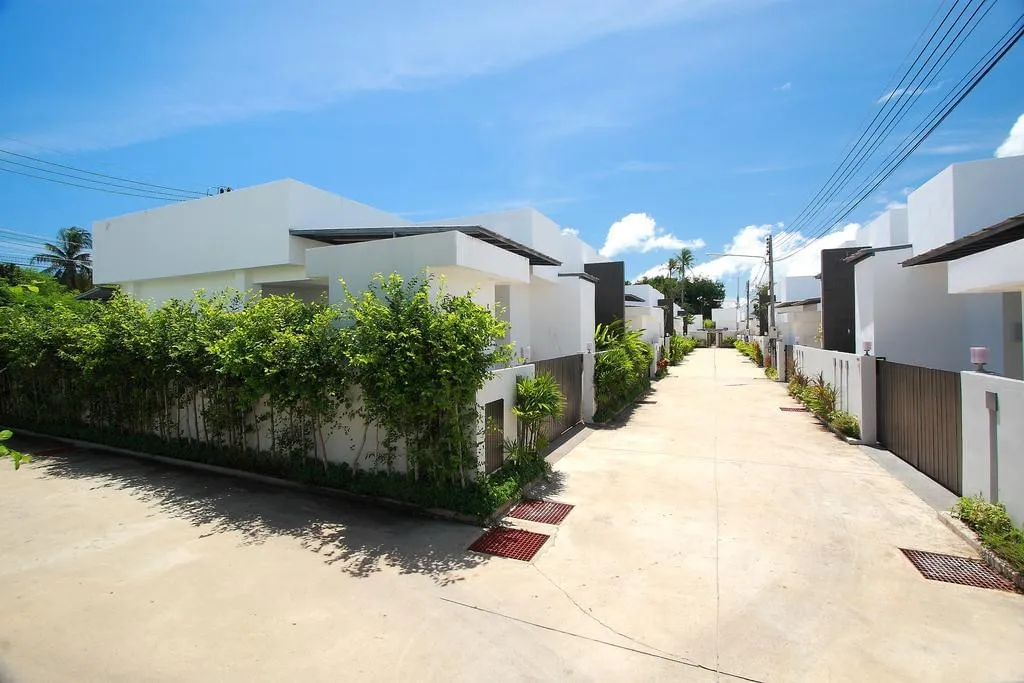 Property image - full photo 3