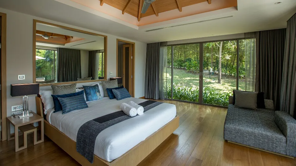 Property image - full photo 9