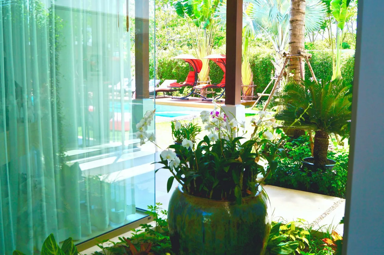 Property image - full photo 5