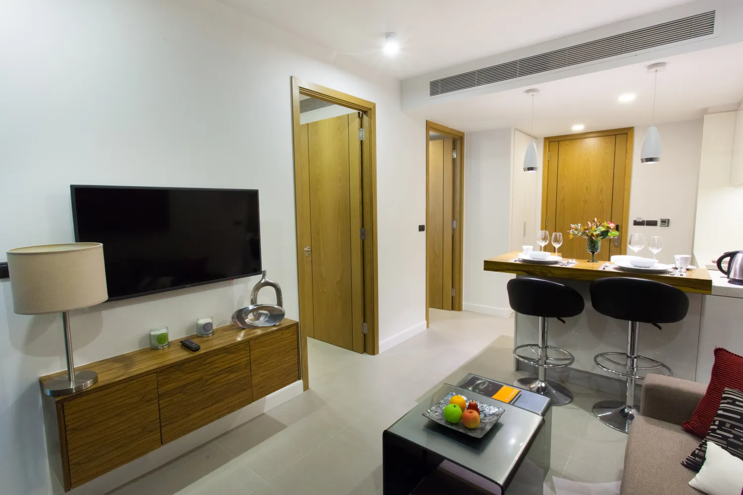 Property image - full photo 5