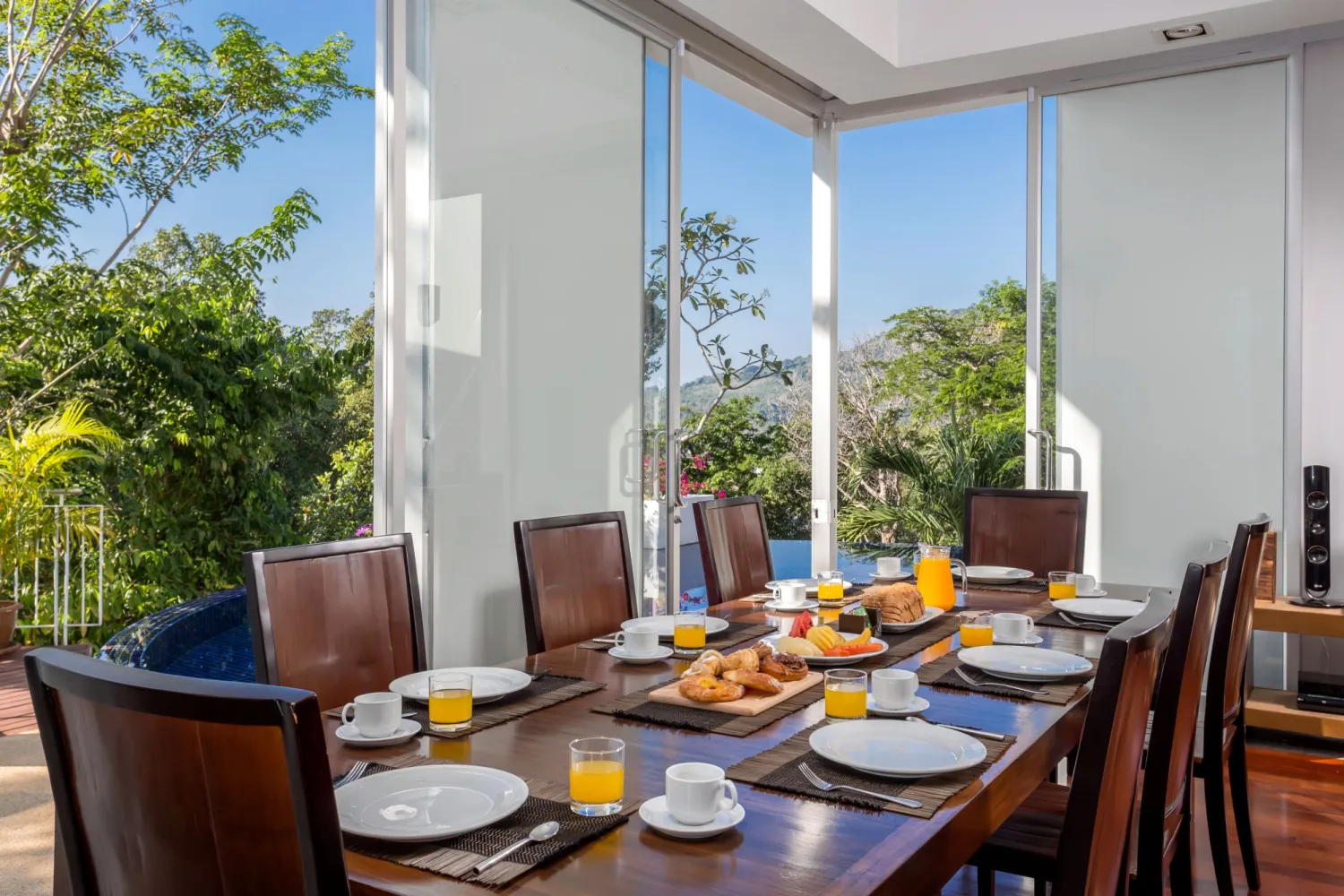 Property image - full photo 6