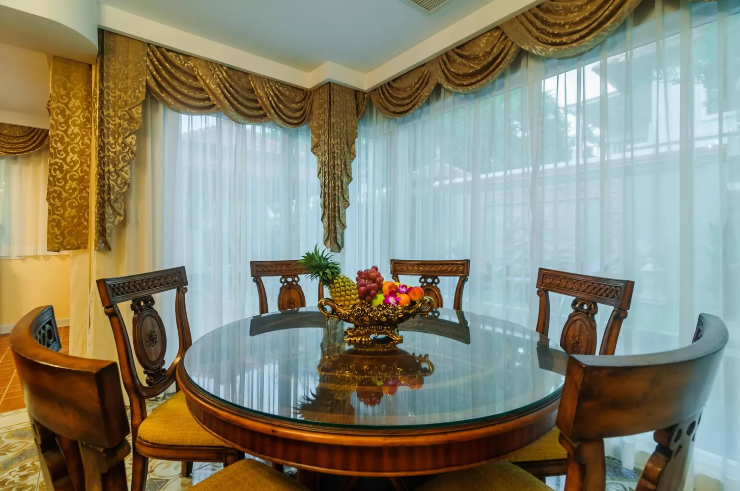 Property image - full photo 28