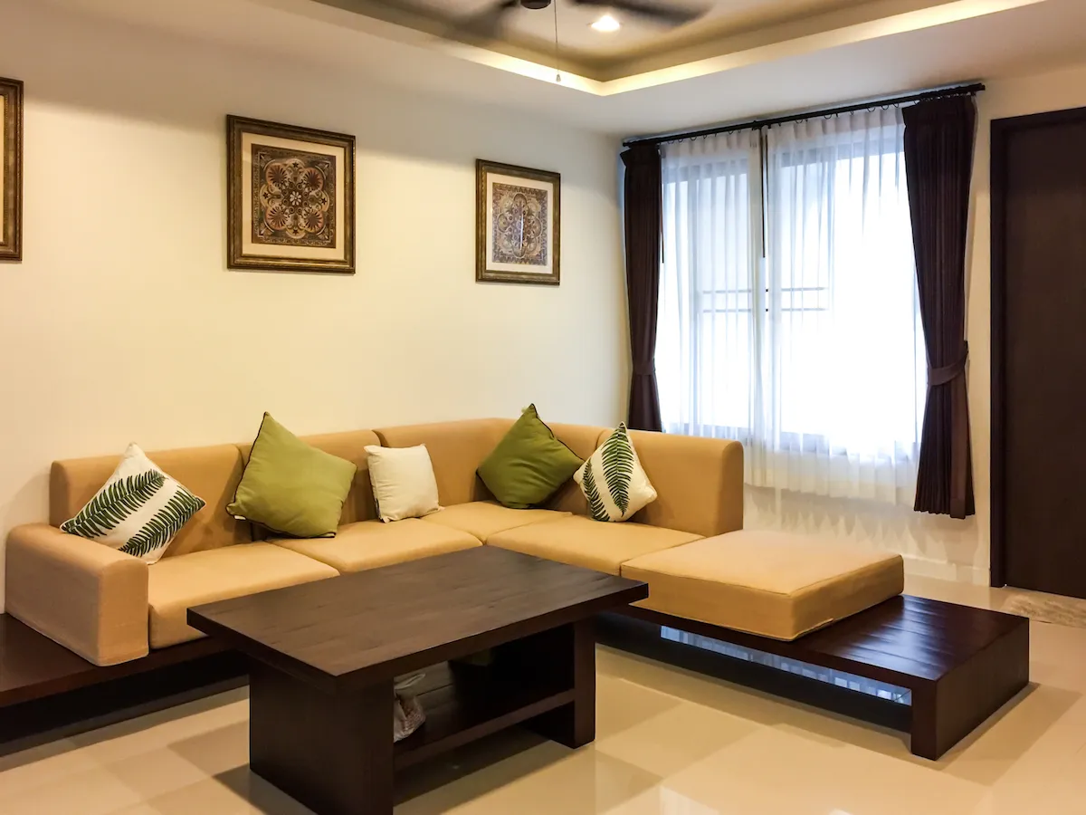 Property image - full photo 3