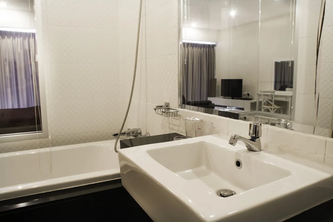 Property image - full photo 8