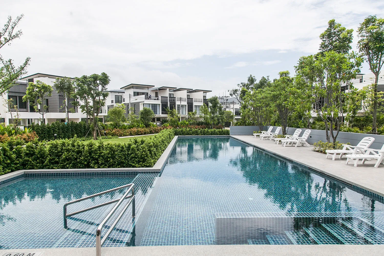 Property image - full photo 11