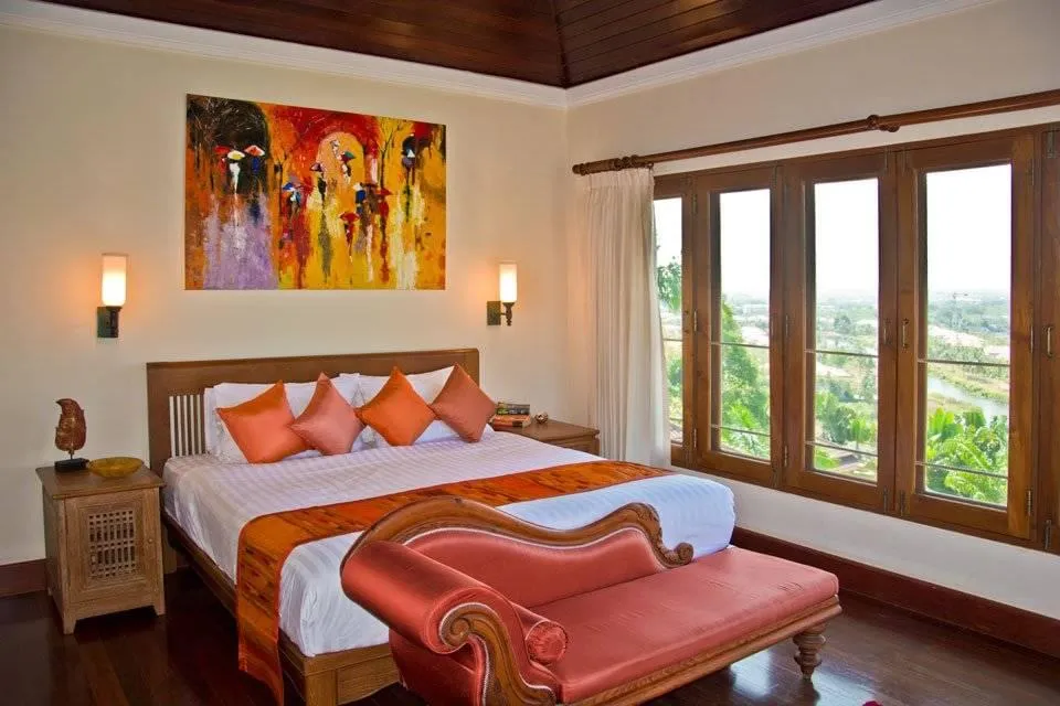 Property image - full photo 22