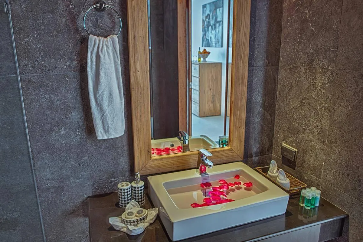 Property image - full photo 47