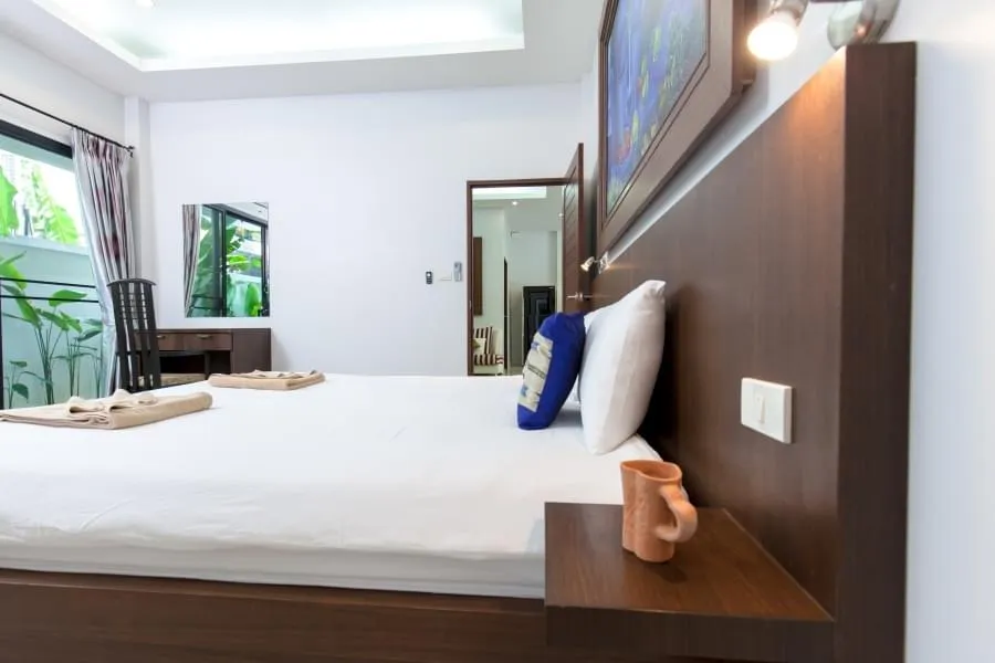 Property image - full photo 19