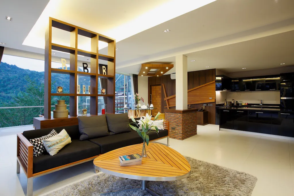 Property image - full photo 32