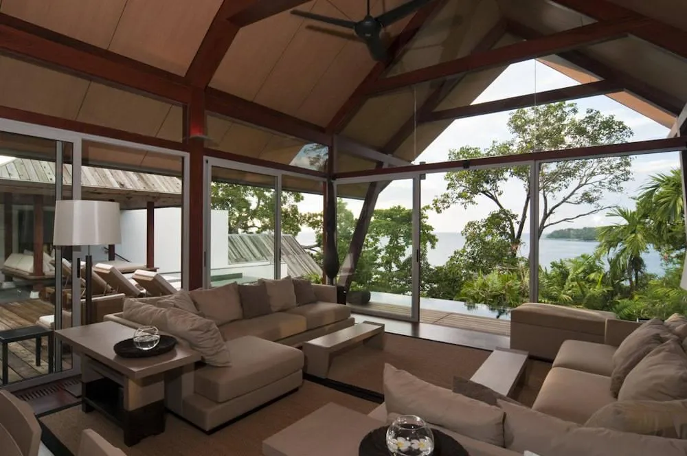 Property image - full photo 3