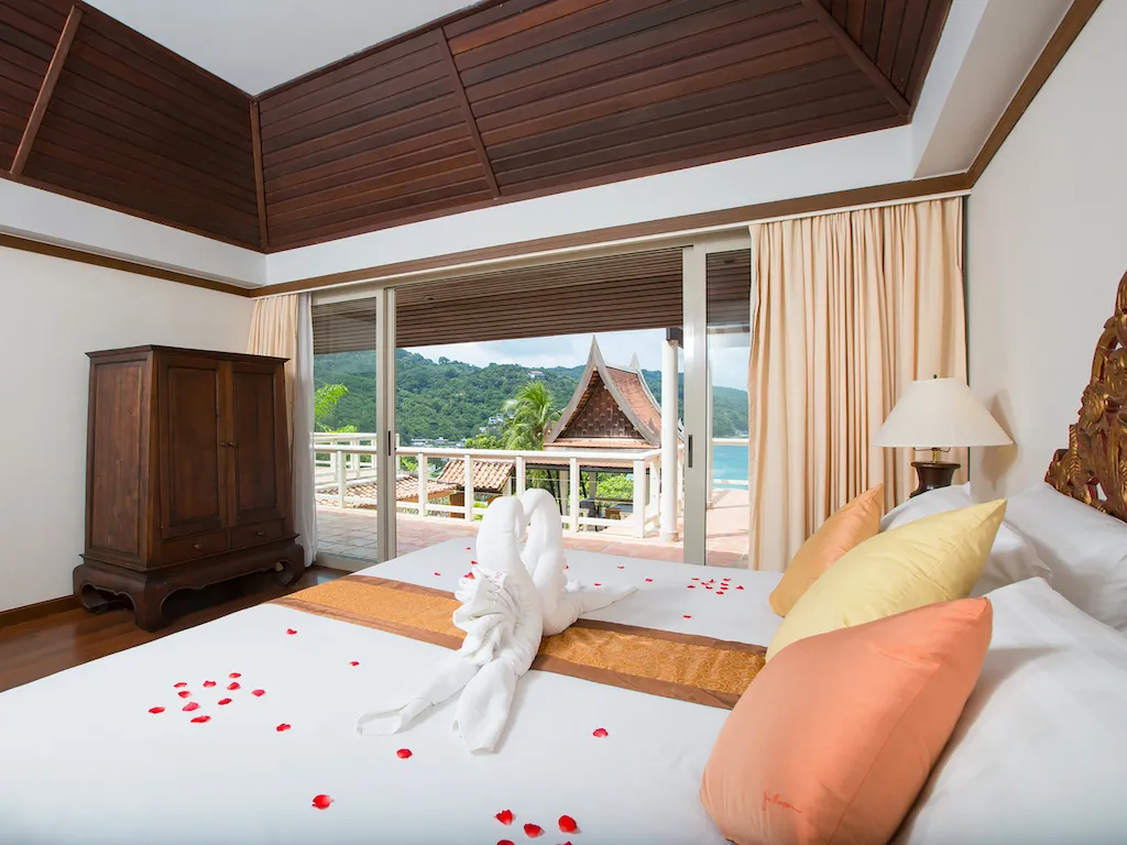 Property image - full photo 6