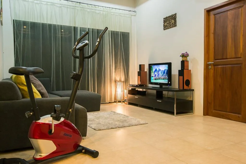 Property image - full photo 8