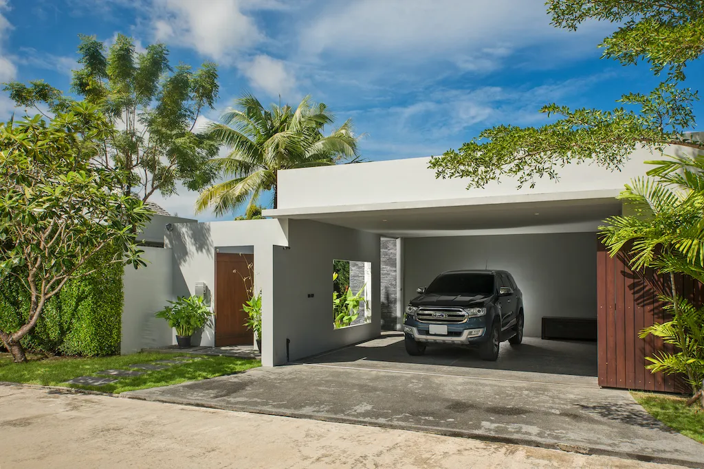 Property image - full photo 37