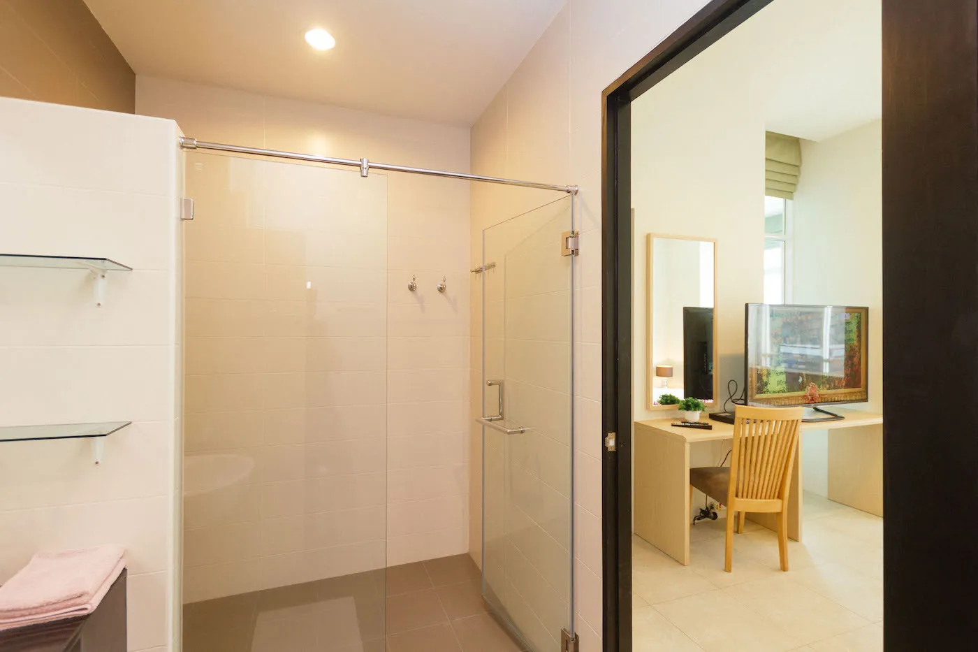 Property image - full photo 45