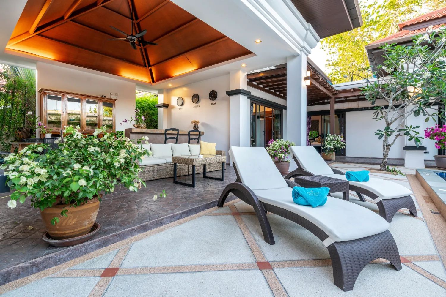 Property image - full photo 40