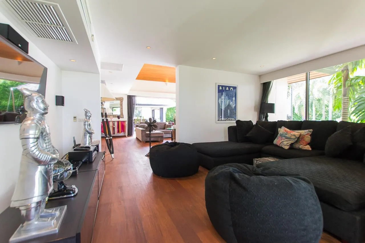 Property image - full photo 21