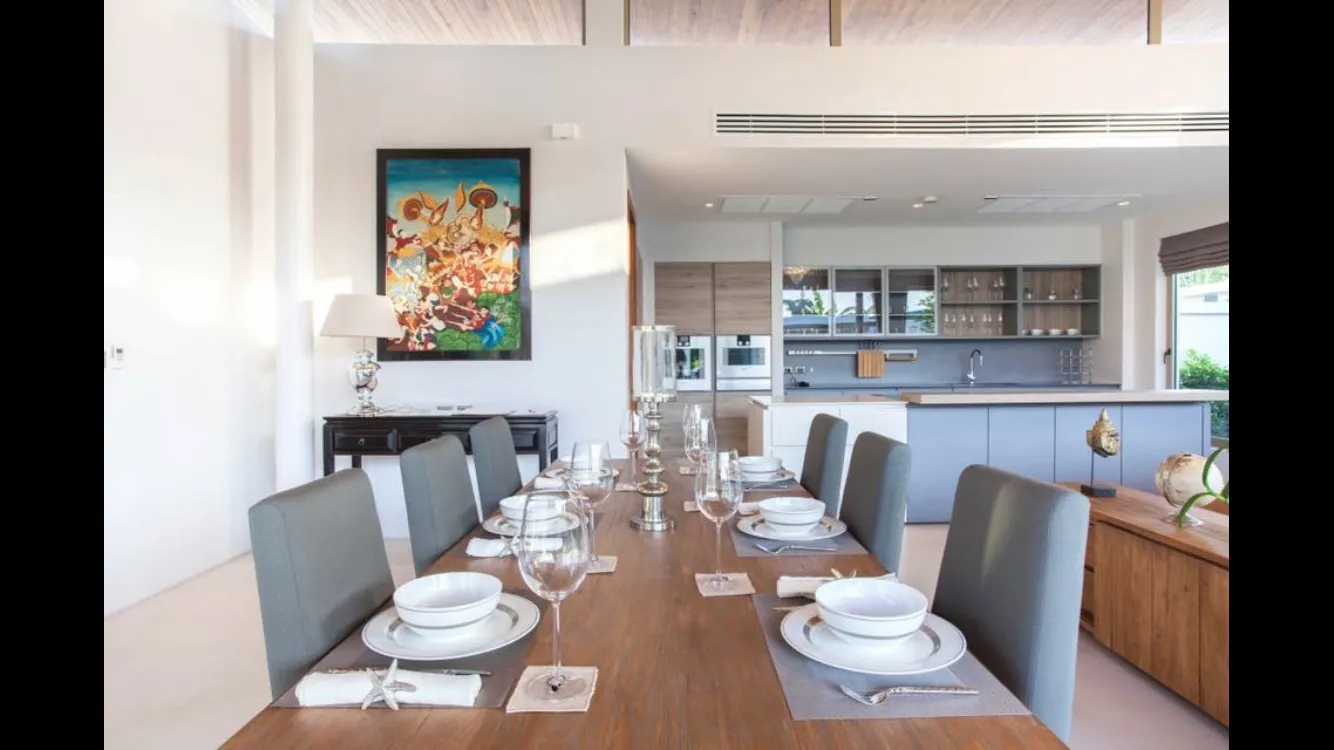 Property image - full photo 9
