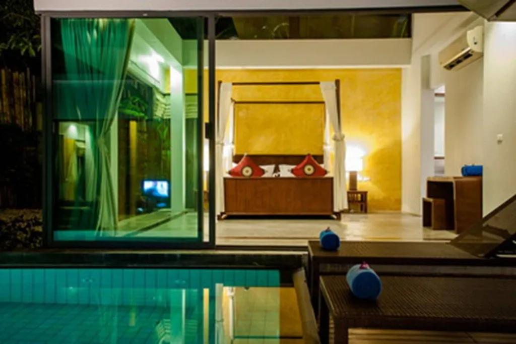 Property image - full photo 45