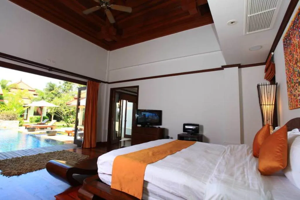 Property image - full photo 10