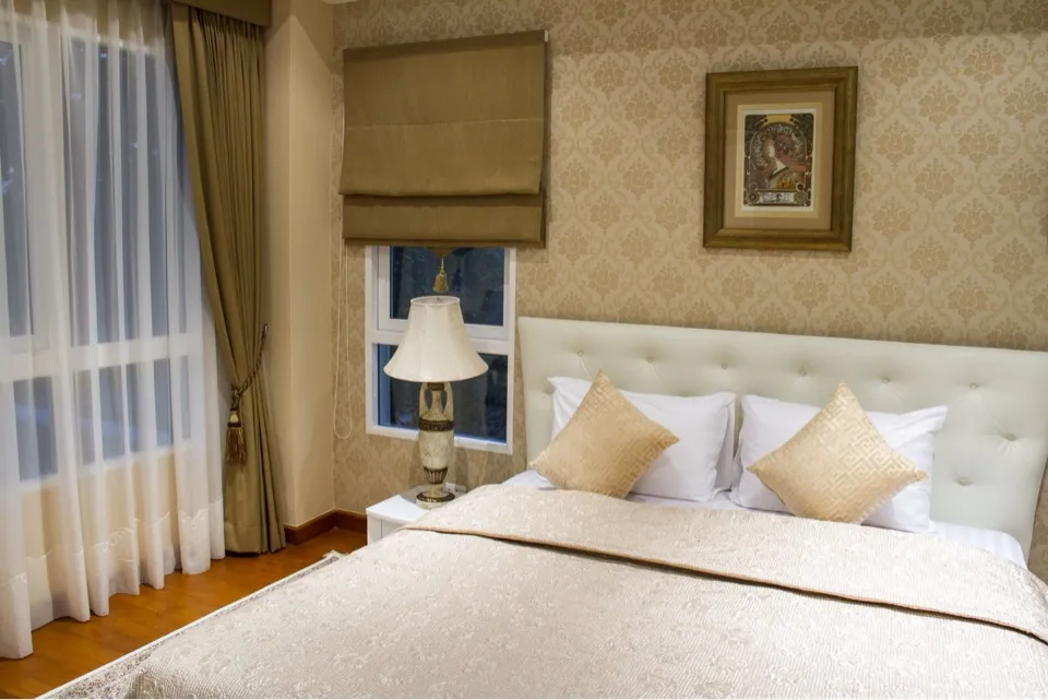 Property image - full photo 12
