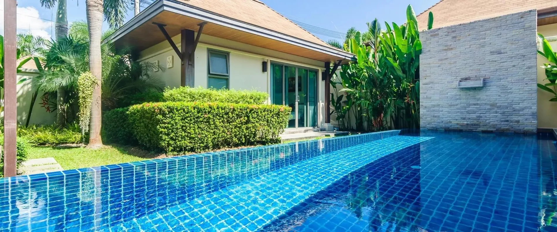 Property image - full photo 6