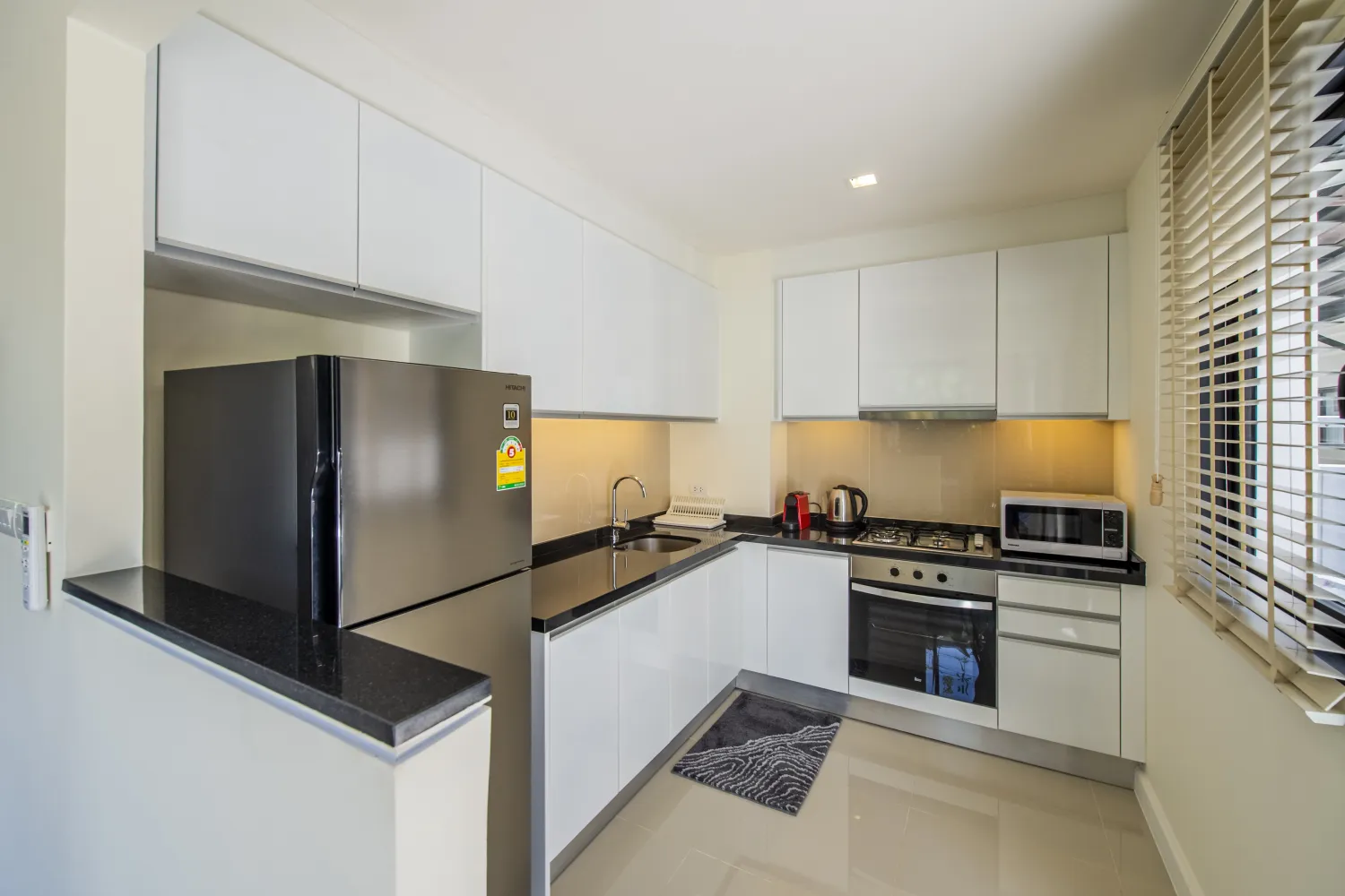 Property image - full photo 13