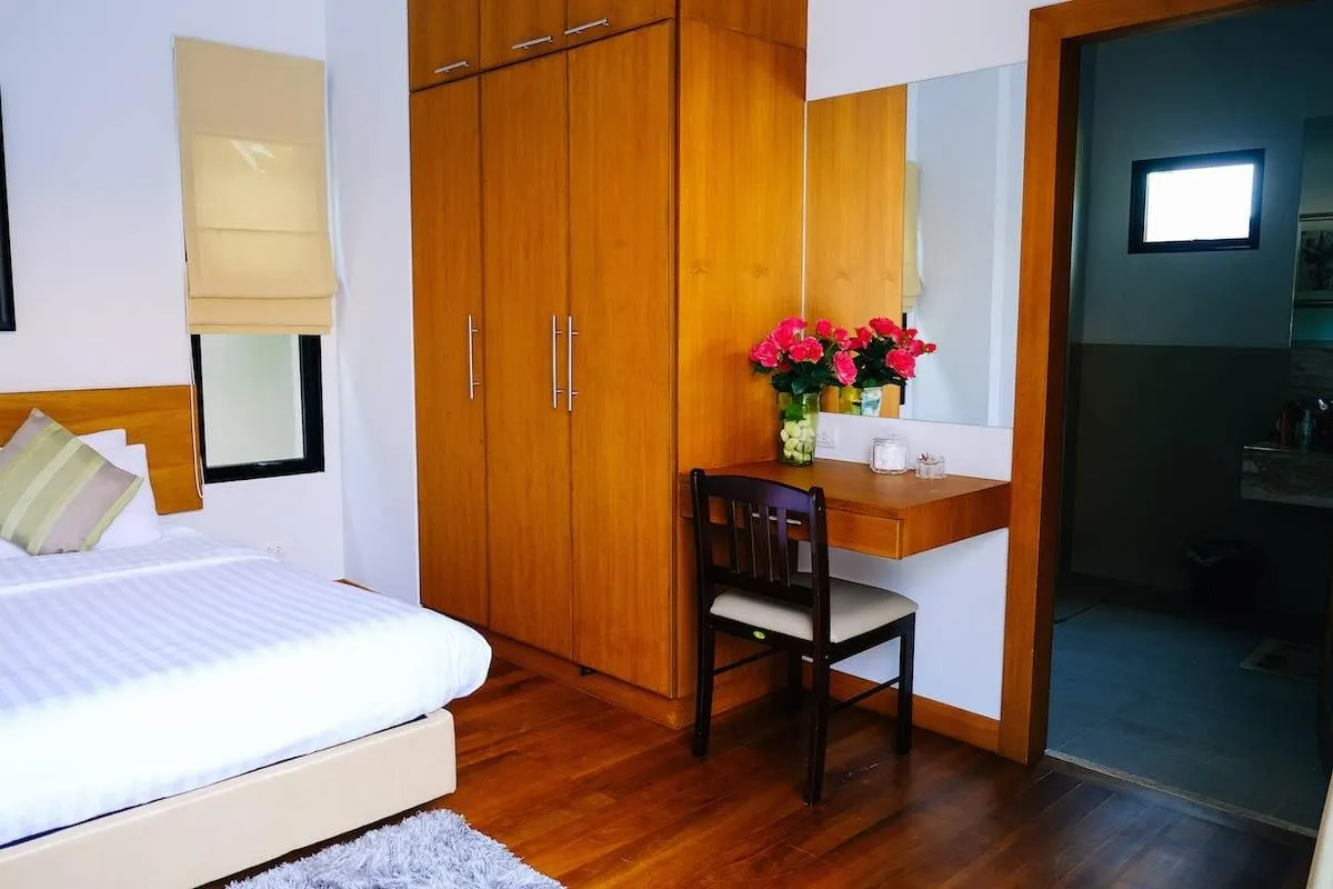 Property image - full photo 25