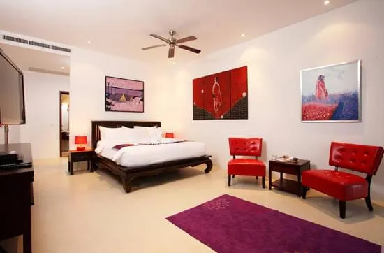 Property image - full photo 10