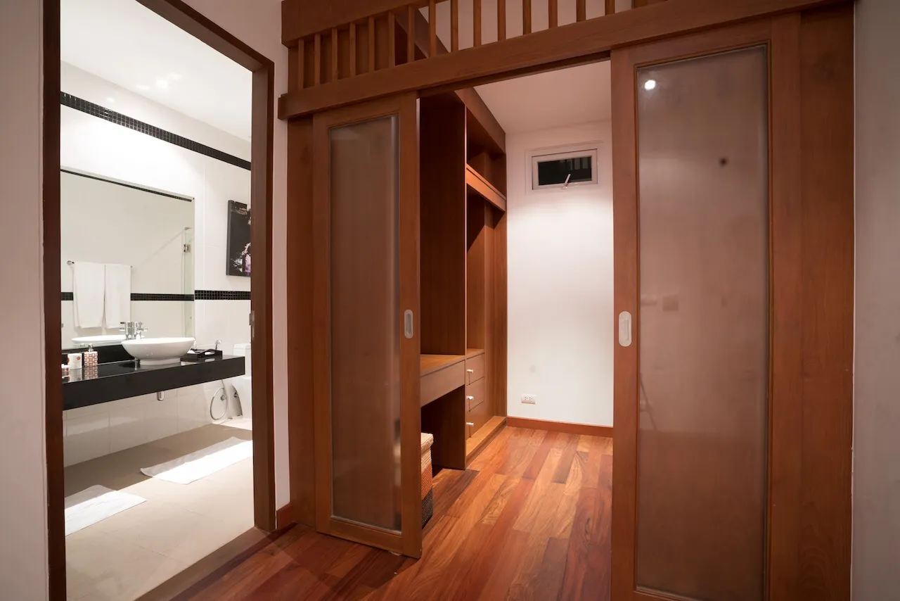 Property image - full photo 9