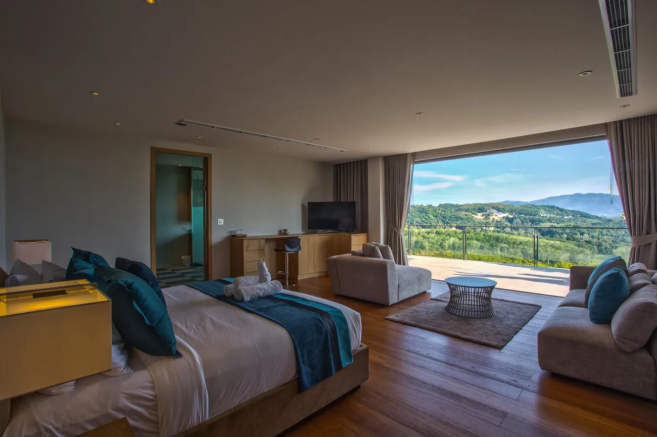 Property image - full photo 20