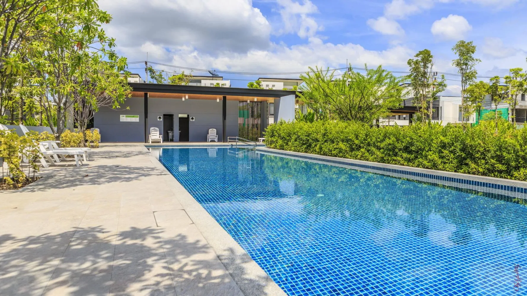 Property image - full photo 40