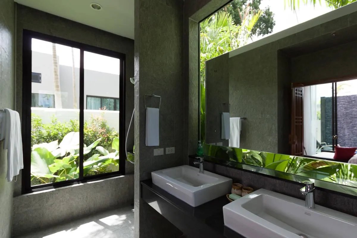Property image - full photo 20