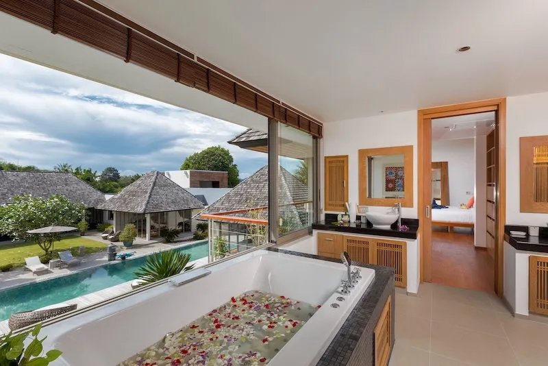 Property image - full photo 57