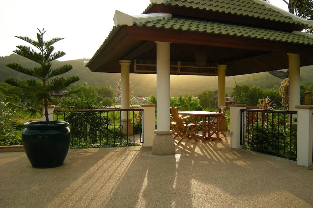 Property image - full photo 31