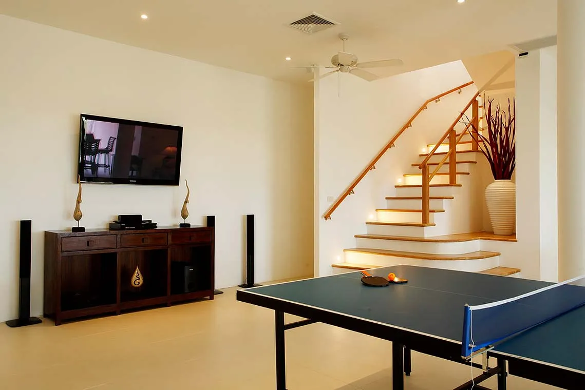 Property image - full photo 32