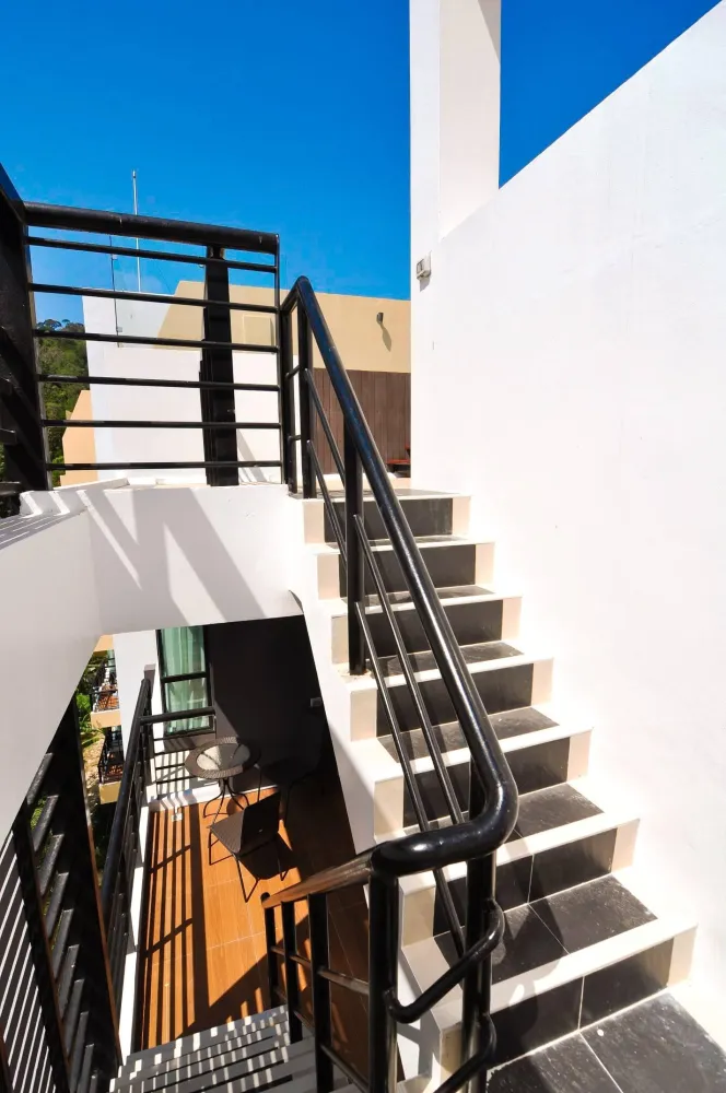 Property image - full photo 4