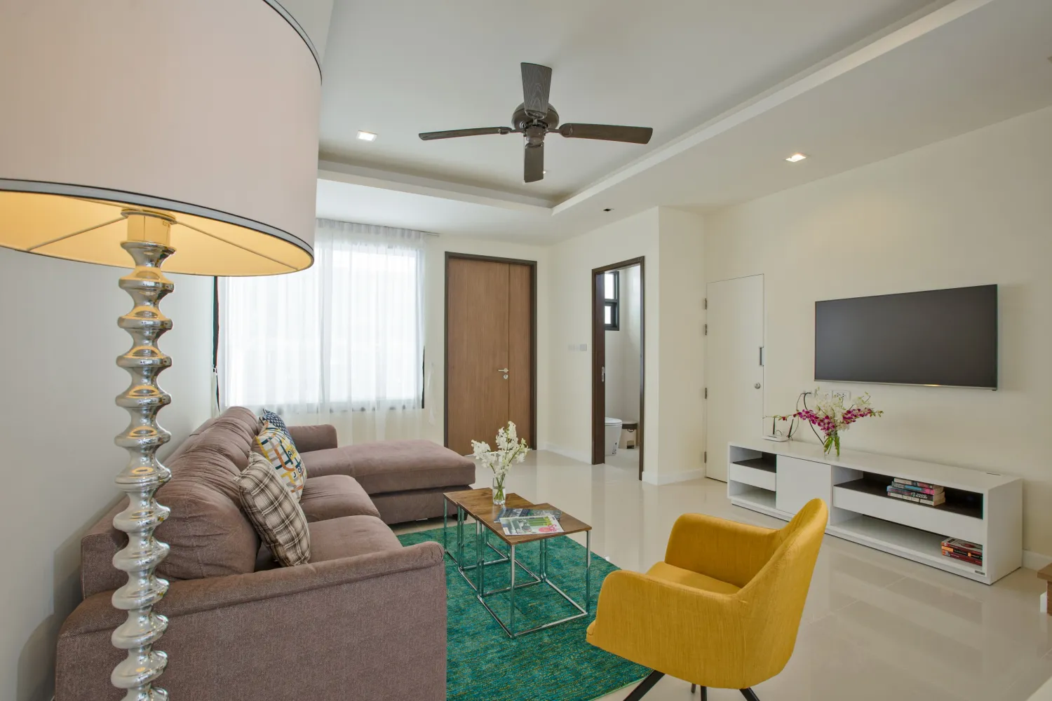 Property image - full photo 2