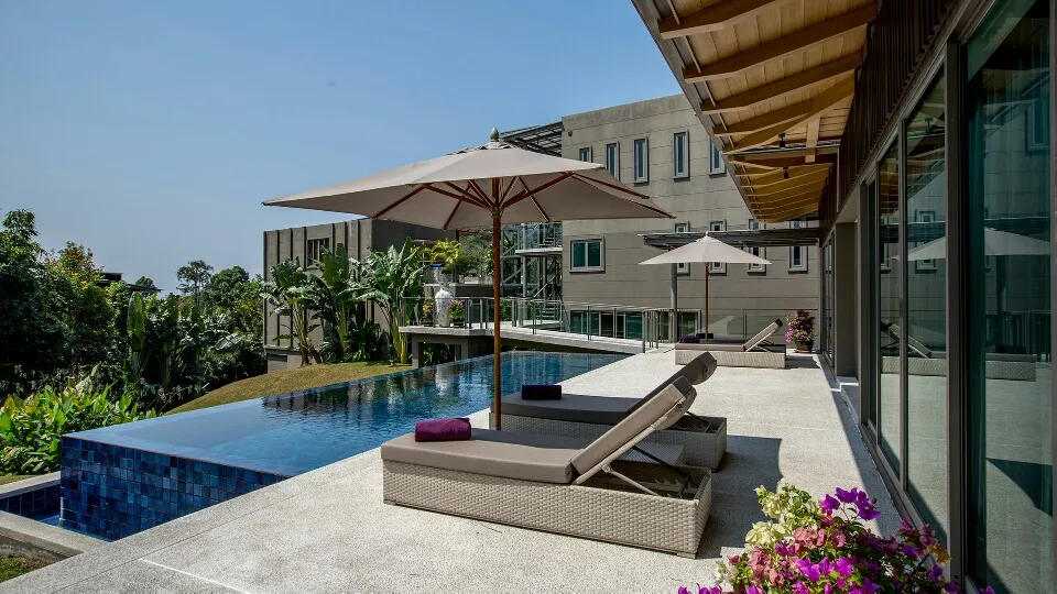 Property image - full photo 15