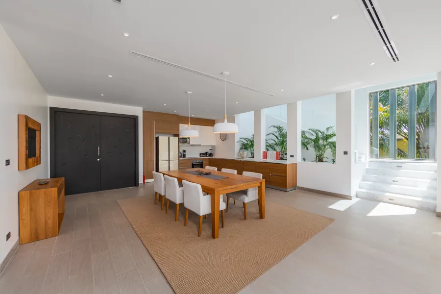 Property image - full photo 13