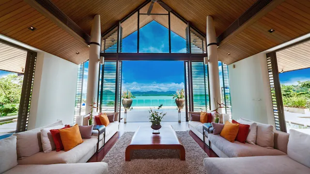 Property image - full photo 2