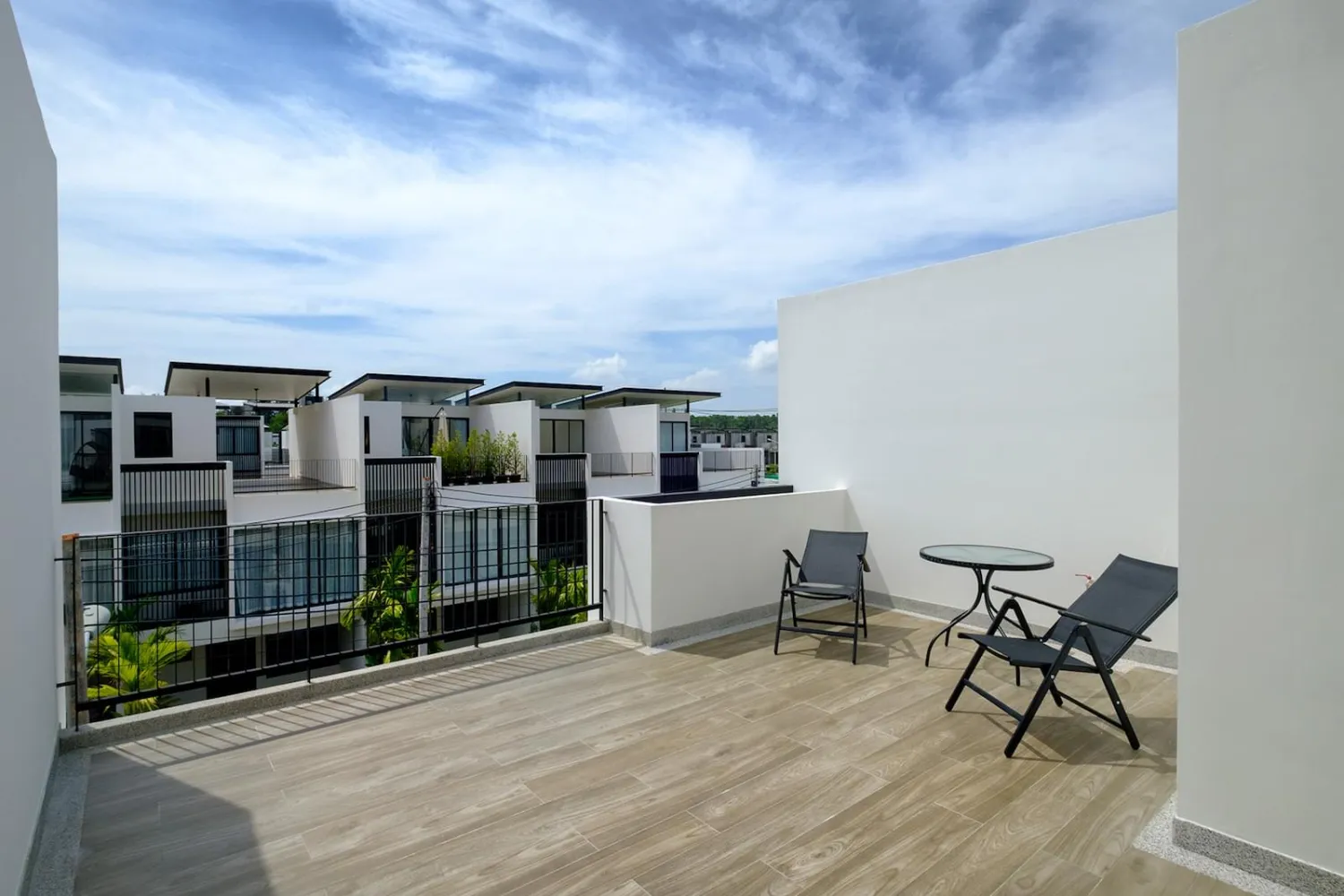 Property image - full photo 31