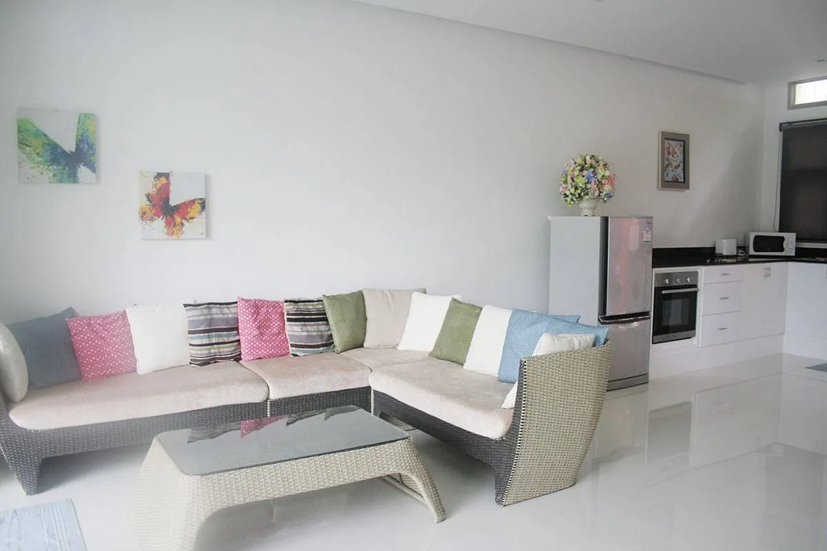 Property image - full photo 28