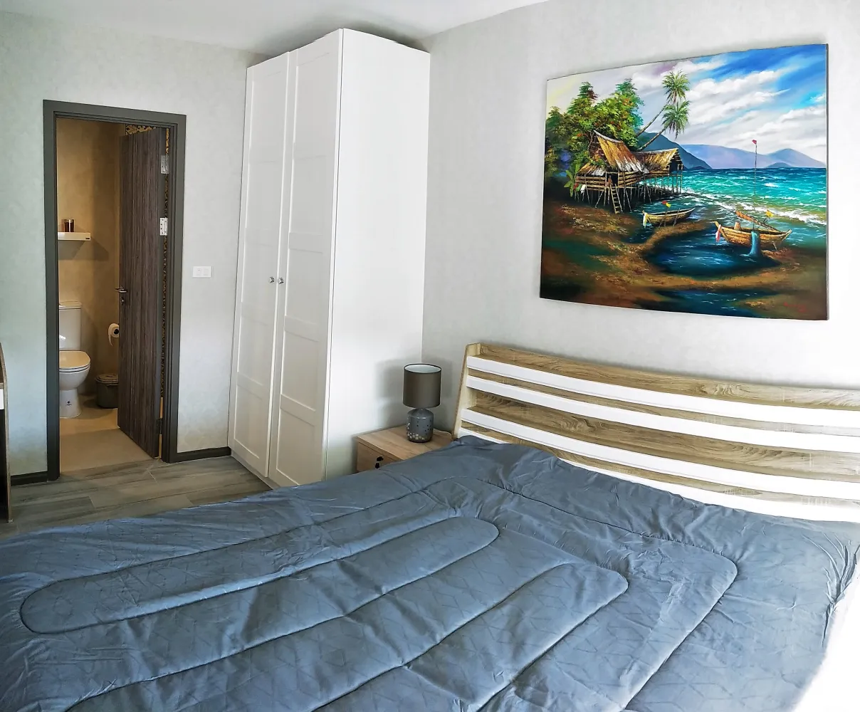 Property image - full photo 4