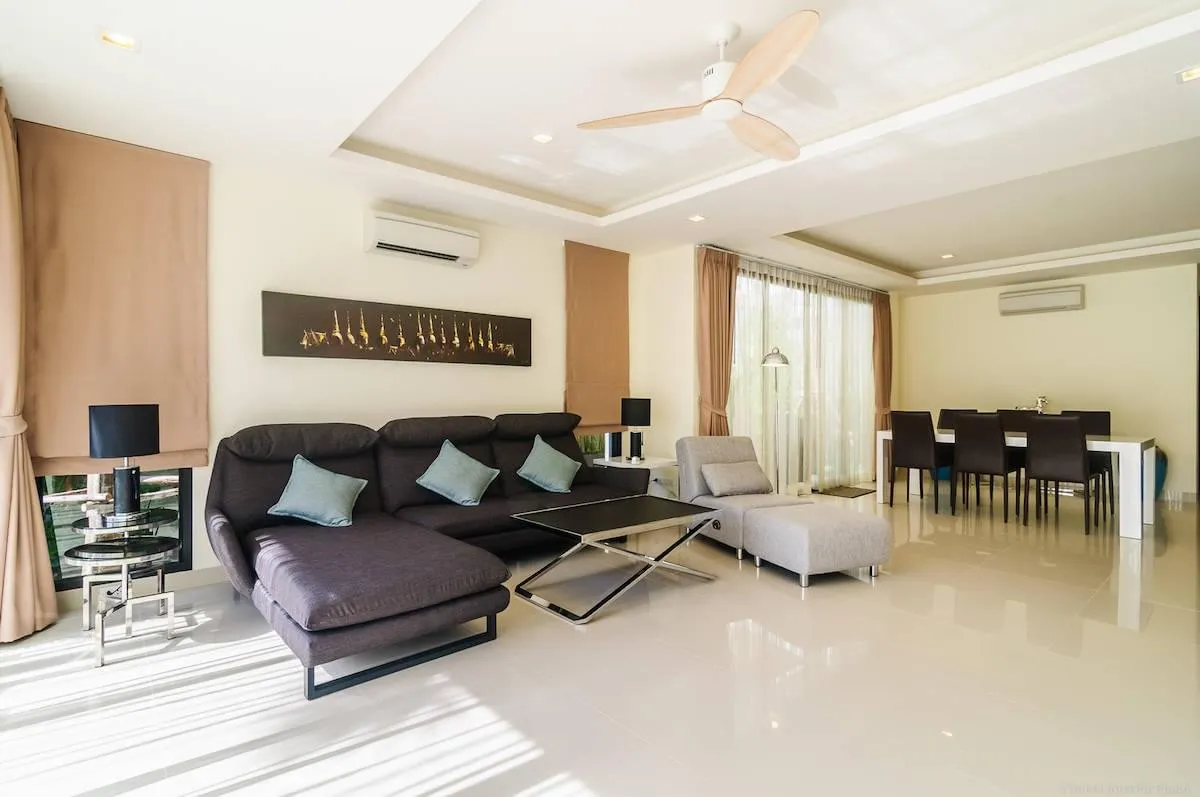 Property image - full photo 7