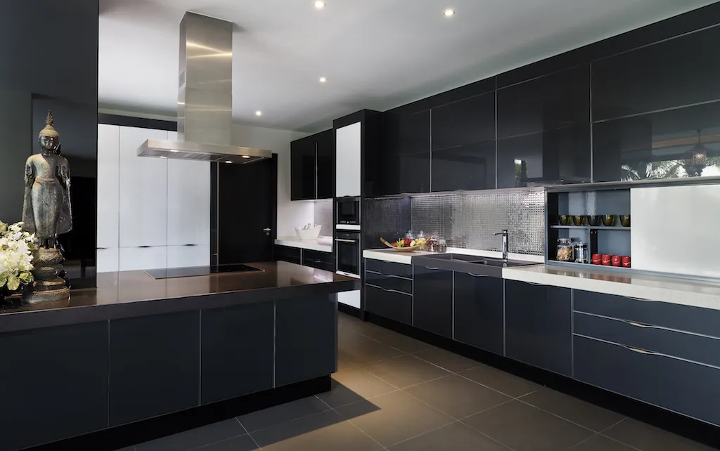 Property image - full photo 13